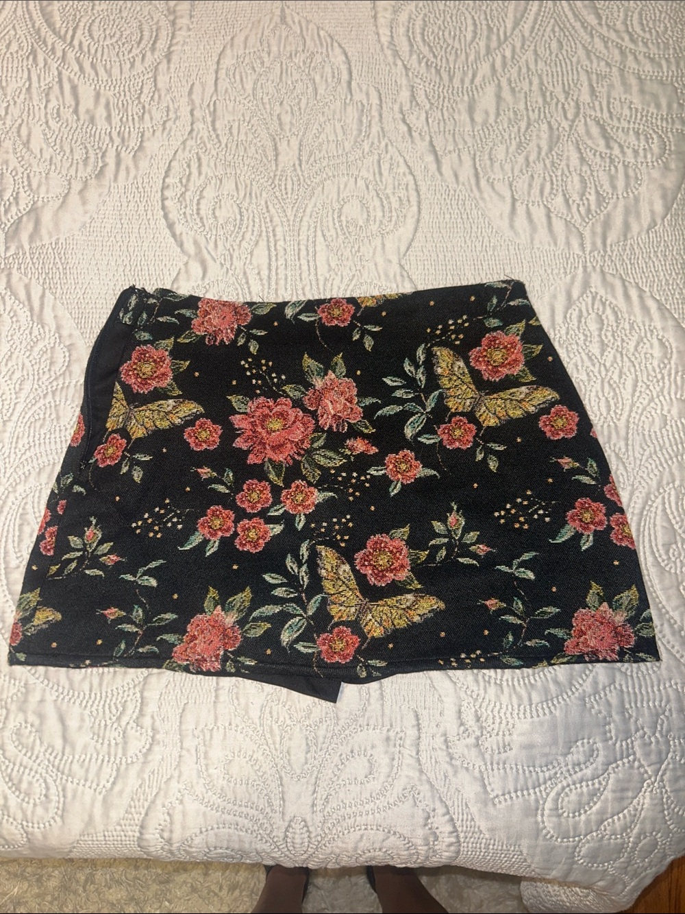 Lulu's Black Floral & Butterfly Skort - Picture 4 of 4
